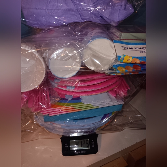 NWOT Birthday Express Fairy Tale Unicorn Birthday Party Kit for 24 Guests - Picture 5 of 10